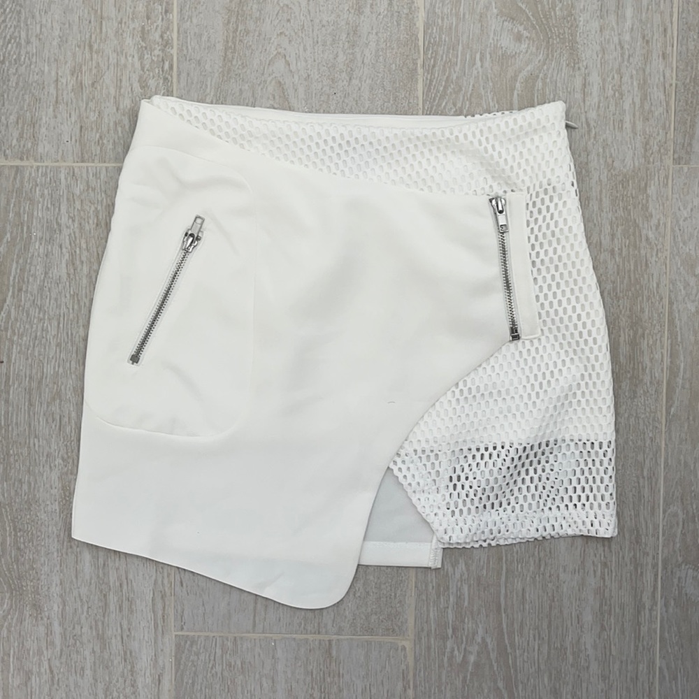 NEW white mesh asymmetrical skirt! 😍